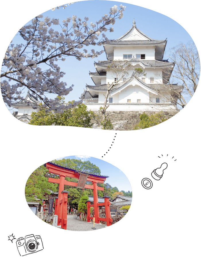 上野城と神社の鳥居